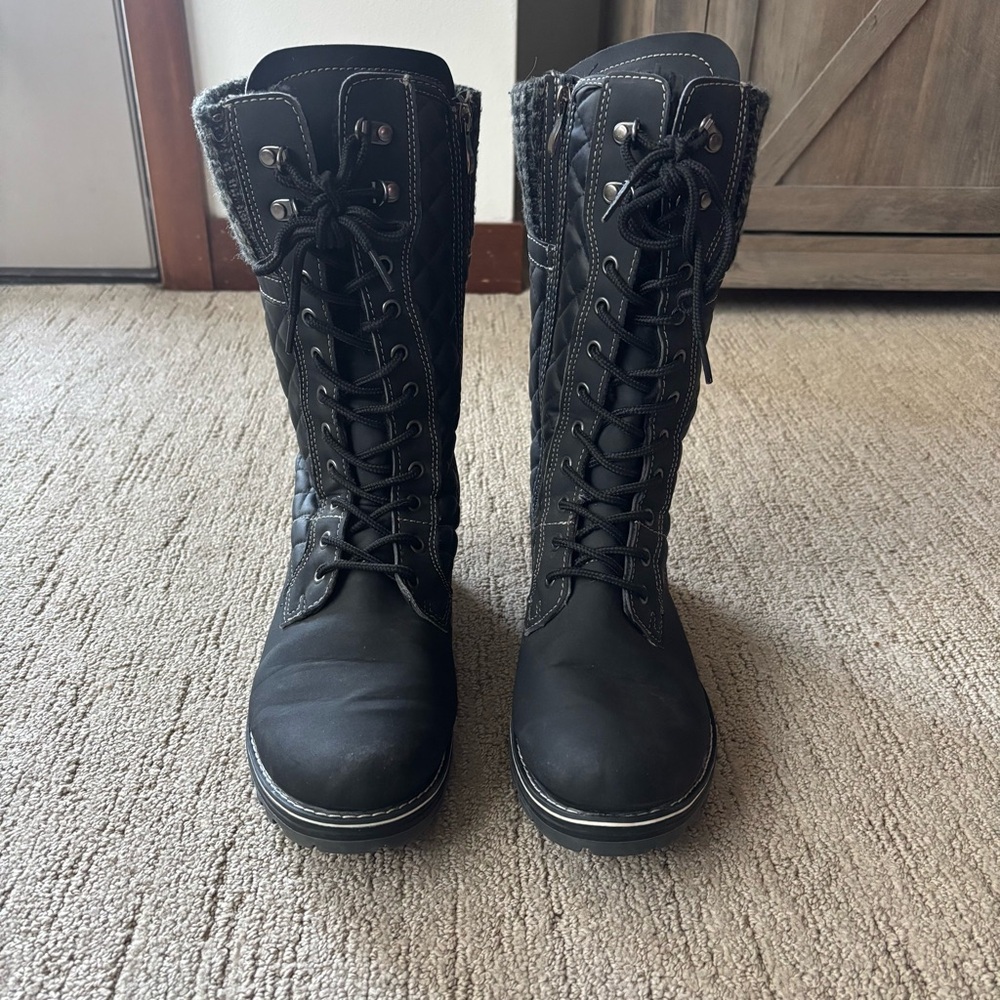 Black Lace-Up Women's Polar Boots Sz 40